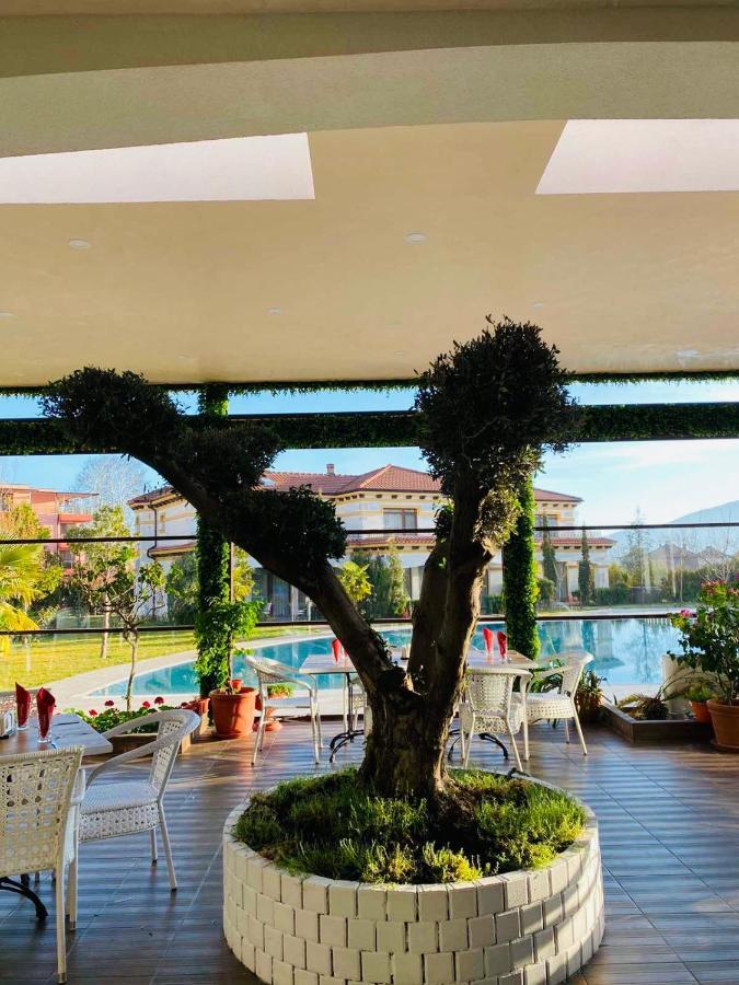 Hotel Paradise Ognyanovo  Buitenkant foto