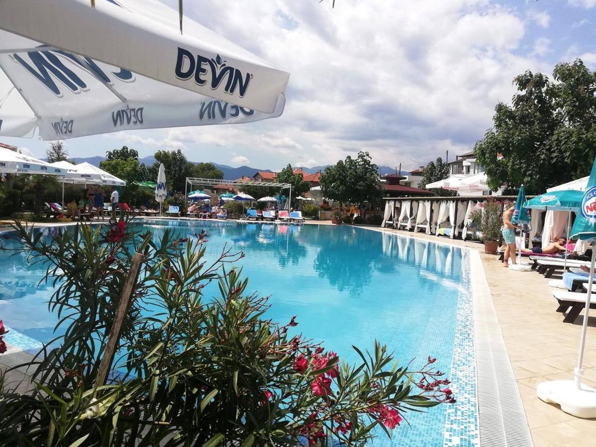 Hotel Paradise Ognyanovo  Buitenkant foto