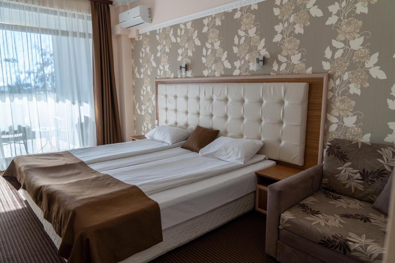Hotel Paradise Ognyanovo  Buitenkant foto